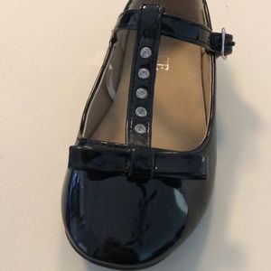 Barely used girls dress shoes
